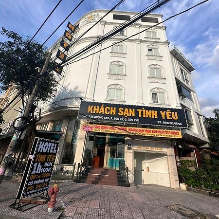 Khach San Tinh Yeu Hotel Хошимин Екстериор снимка