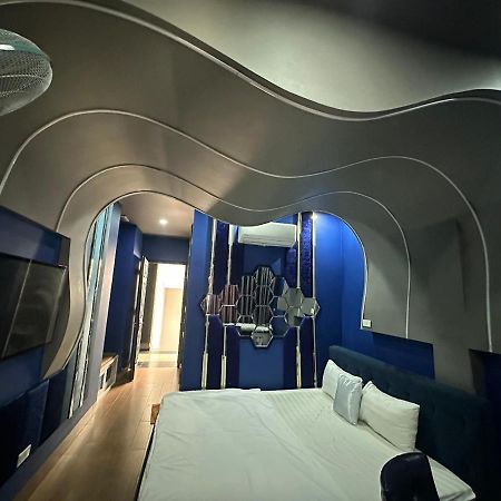 Khach San Tinh Yeu Hotel Хошимин Екстериор снимка