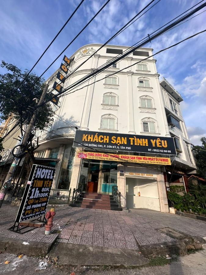 Khach San Tinh Yeu Hotel Хошимин Екстериор снимка